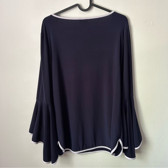 Coco Bianco | Piped Bell Sleeve Top in Navy w/ White Trim - Picture 2 of 10